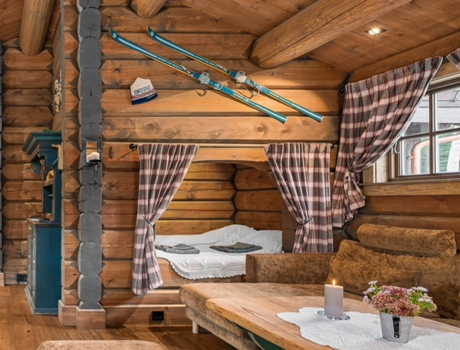 Eidsvollhytta senger i stue